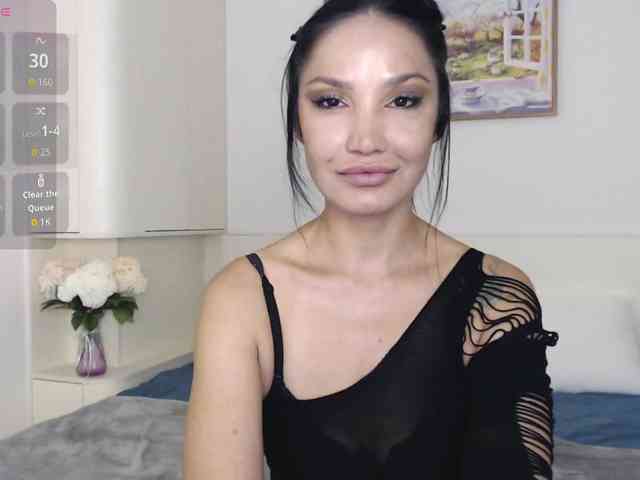 Ohmy-Linda webcam