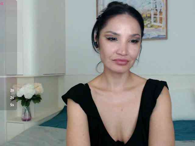 Ohmy-Linda webcam