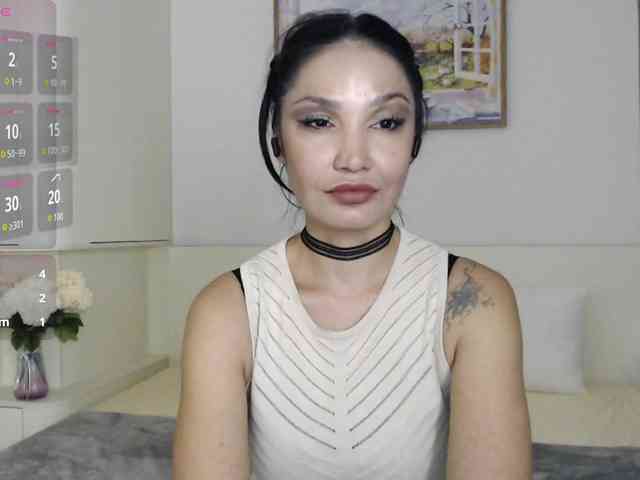 Ohmy-Linda webcam