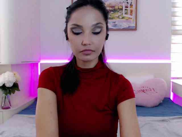 Ohmy-Linda webcam