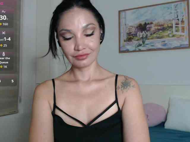 Ohmy-Linda webcam