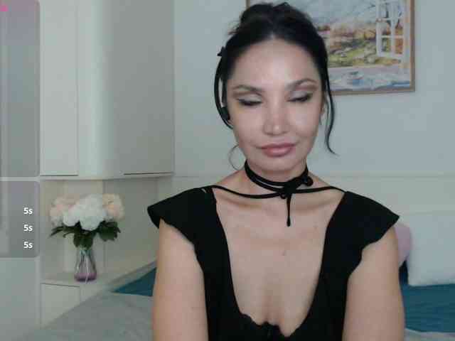 Ohmy-Linda webcam