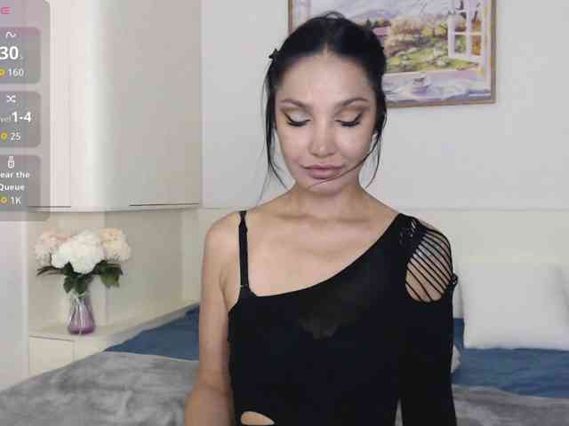 Ohmy-Linda webcam