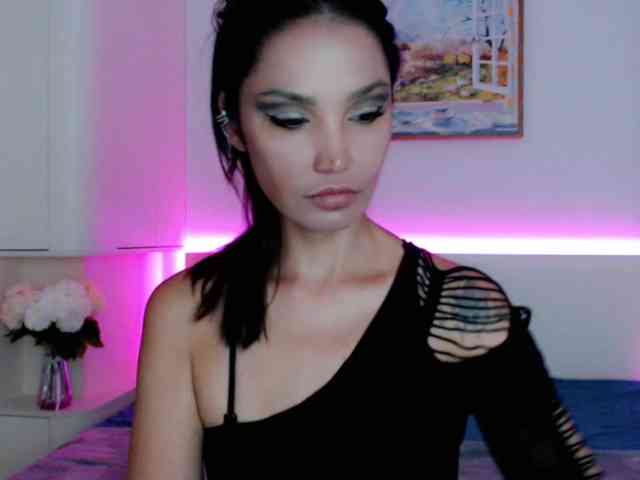 Ohmy-Linda webcam