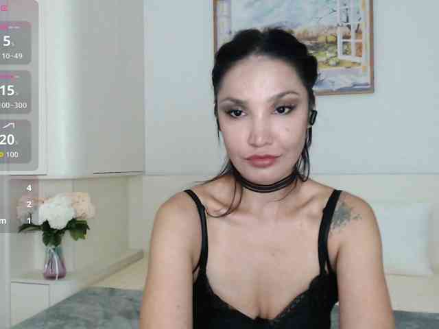 Ohmy-Linda webcam