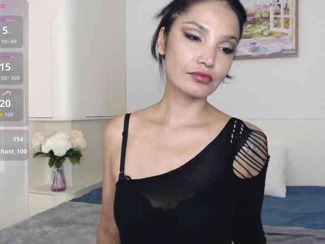 Ohmy-Linda webcam
