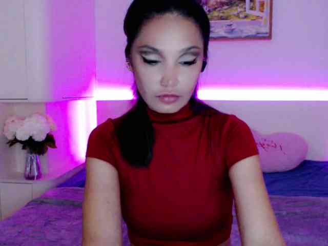 Model: Ohmy-Linda