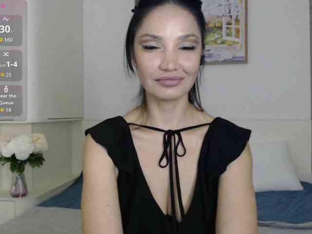 Ohmy-Linda webcam