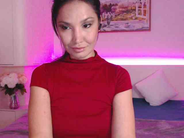 Ohmy-Linda webcam