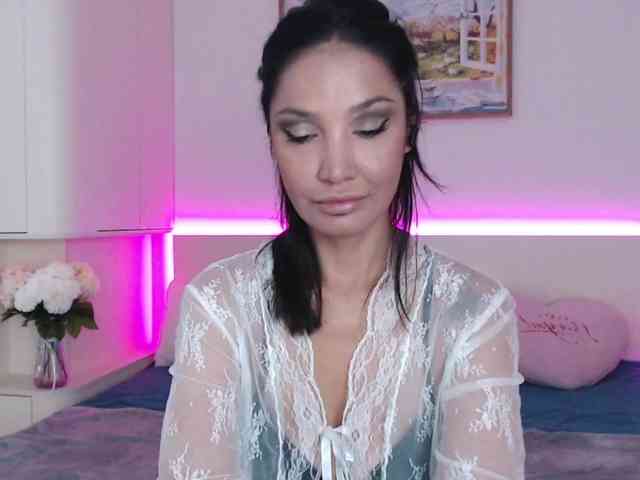 Ohmy-Linda webcam