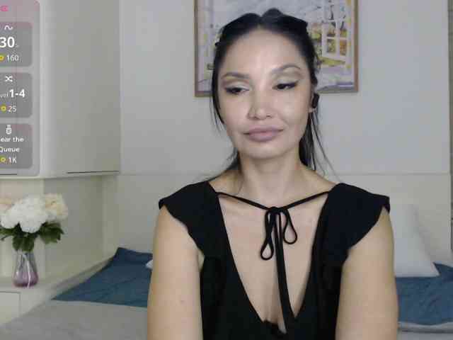 Ohmy-Linda webcam