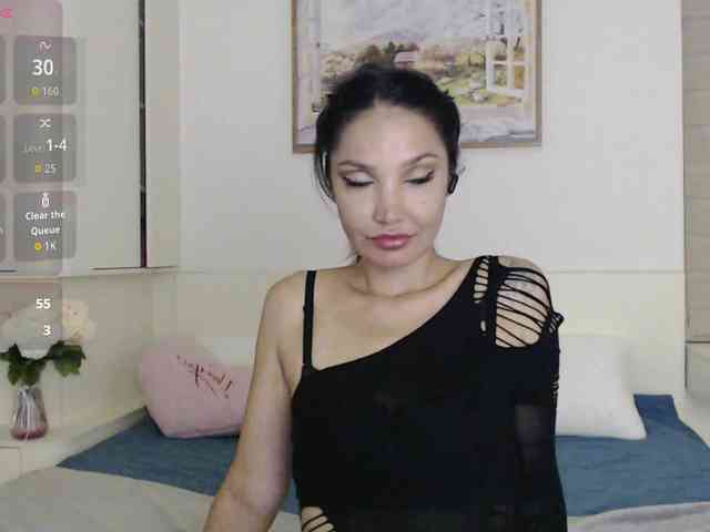 Ohmy-Linda webcam