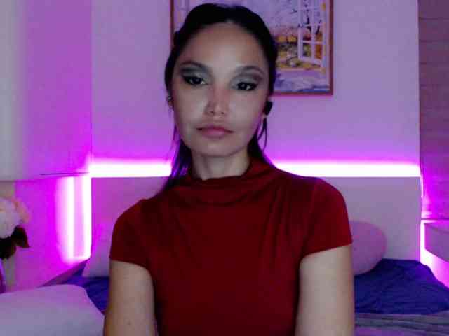 Ohmy-Linda webcam