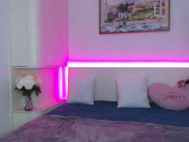 Ohmy-Linda webcam