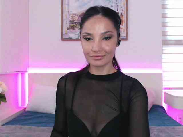 Ohmy-Linda webcam