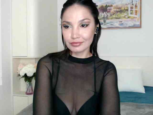 Ohmy-Linda webcam