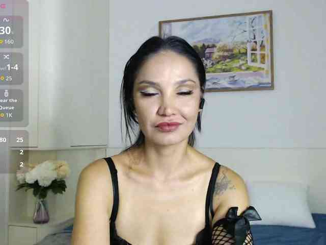 Ohmy-Linda webcam