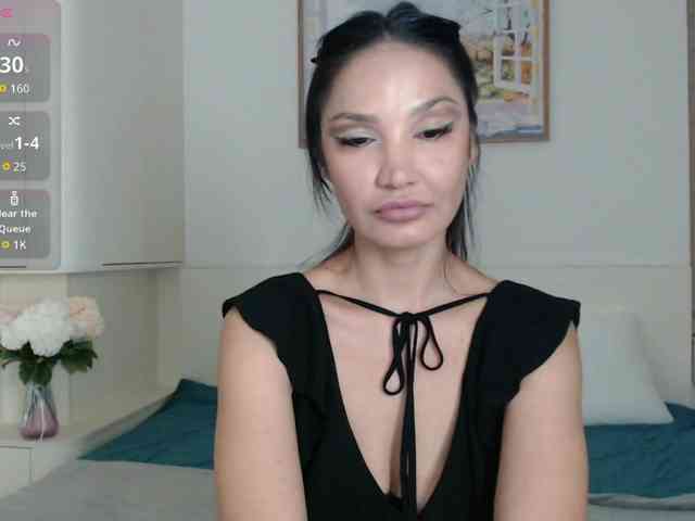 Ohmy-Linda webcam