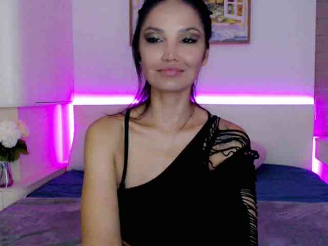Ohmy-Linda webcam