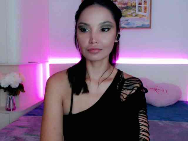 Ohmy-Linda webcam