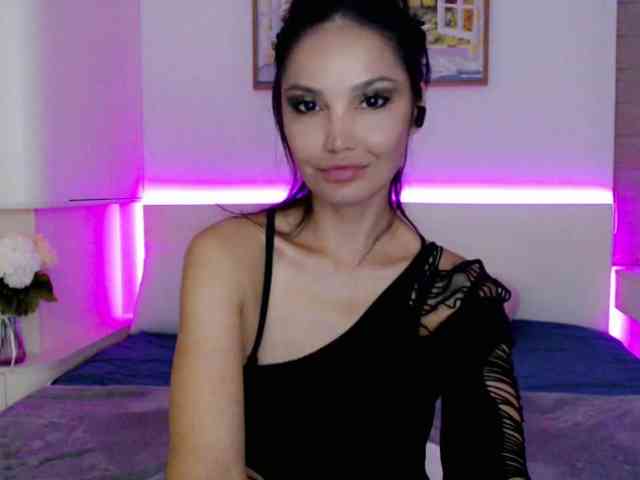 Ohmy-Linda webcam