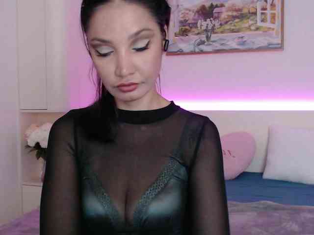 Ohmy-Linda webcam