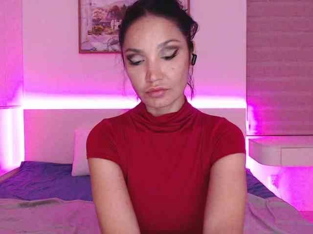 Ohmy-Linda webcam