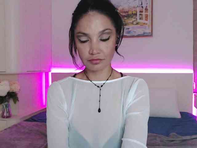 Ohmy-Linda webcam