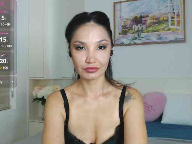 Ohmy-Linda webcam