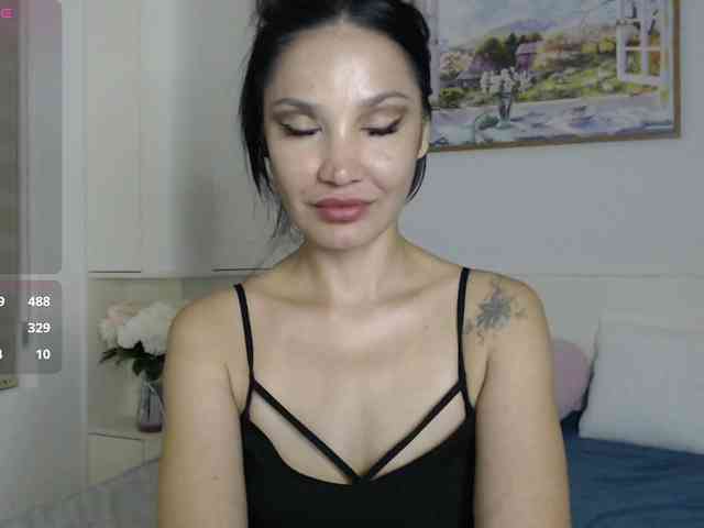 Ohmy-Linda webcam