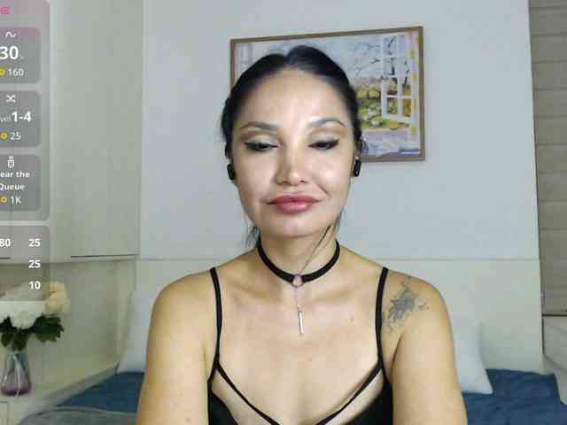 Ohmy-Linda webcam