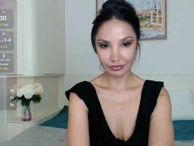 Ohmy-Linda webcam