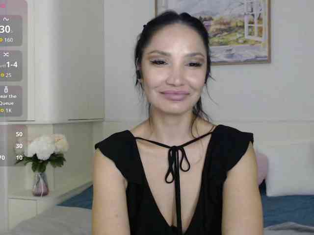 Ohmy-Linda webcam