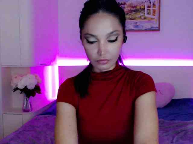 Ohmy-Linda webcam