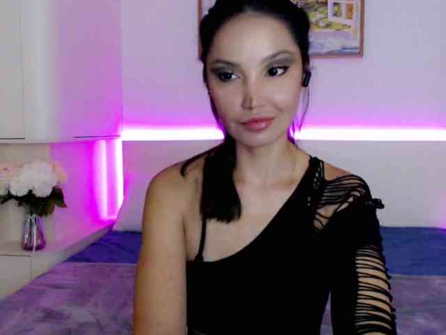 Ohmy-Linda webcam