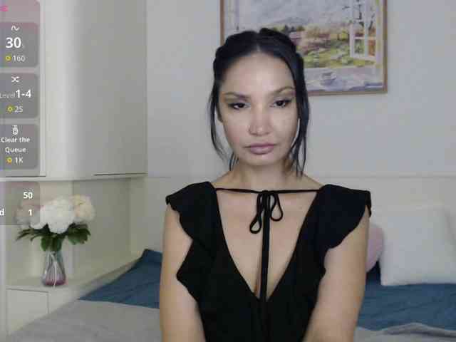 Ohmy-Linda webcam