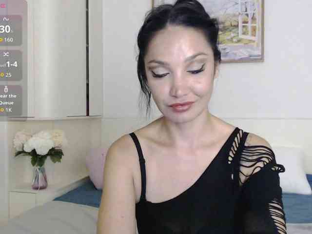 Ohmy-Linda webcam