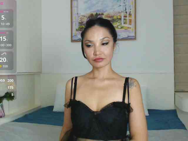 Ohmy-Linda webcam