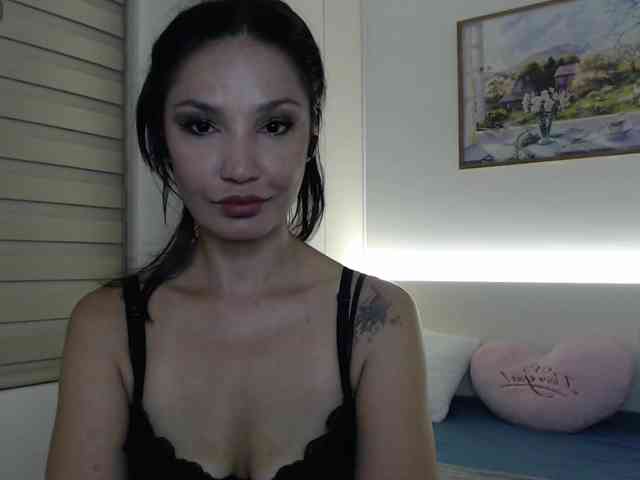 Ohmy-Linda webcam