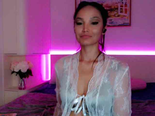 Ohmy-Linda webcam