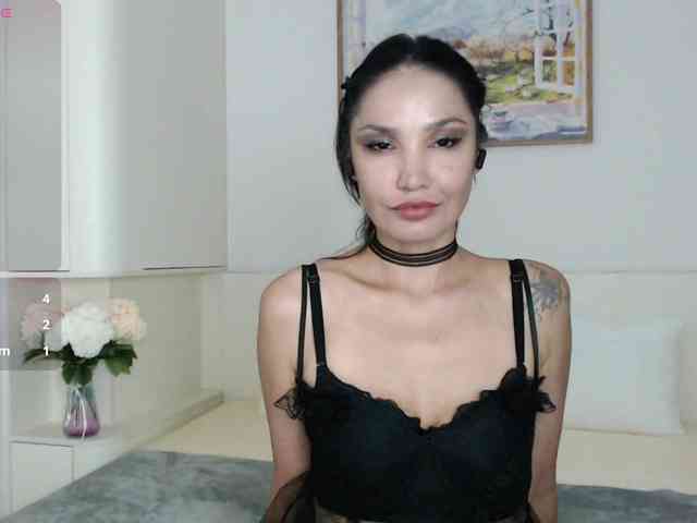 Ohmy-Linda webcam