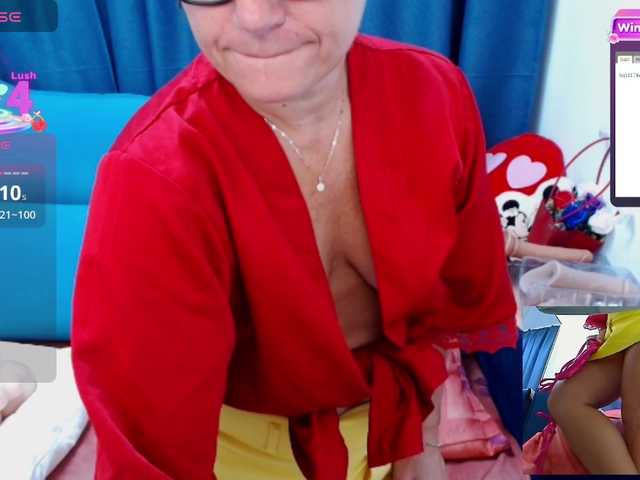 Nicolle49
