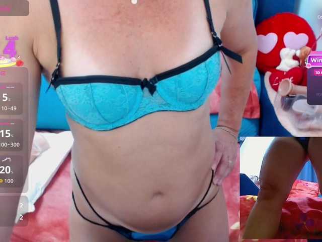 Nicolle49 live cam on BongaCams
