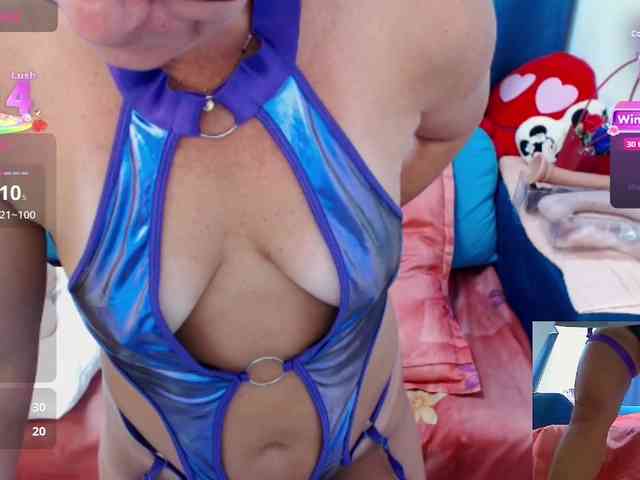 Nicolle49 webcam