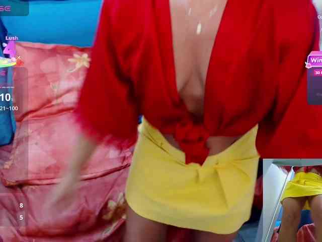 Nicolle49 webcam