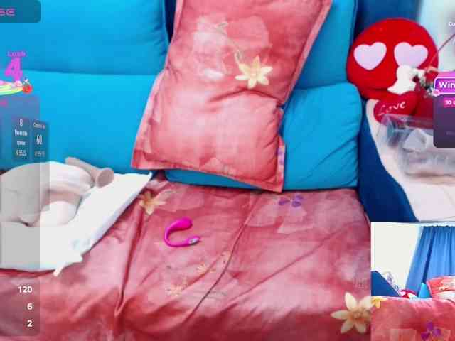 Nicolle49 webcam