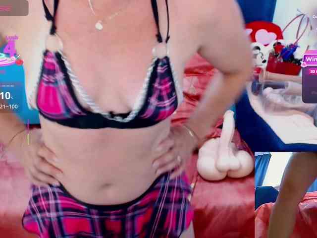 Nicolle49