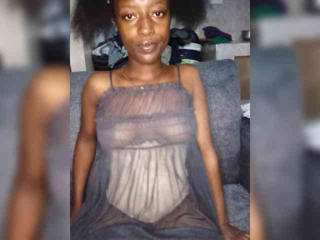 Moonoir Sex Cam Show