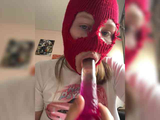 Kris7772 Sex Cam Show