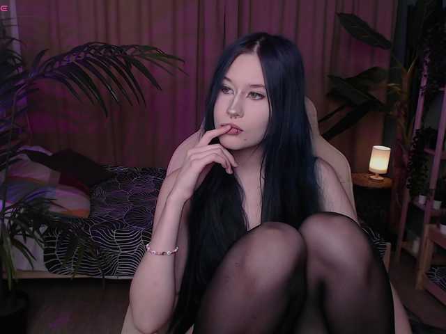 Bety-White live webcam show